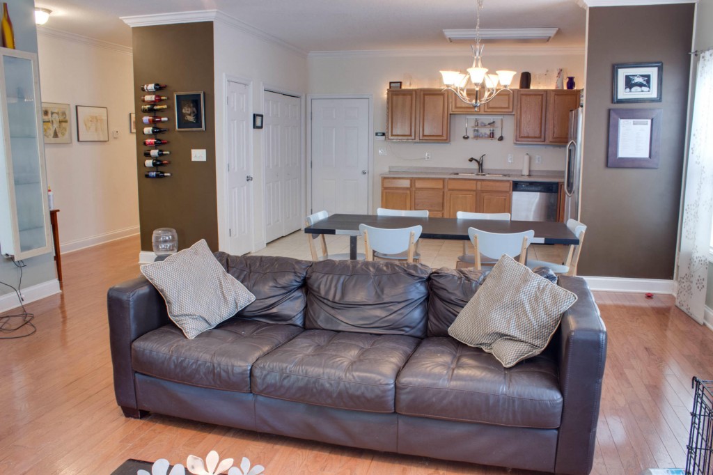 20141020230408912877000000-o