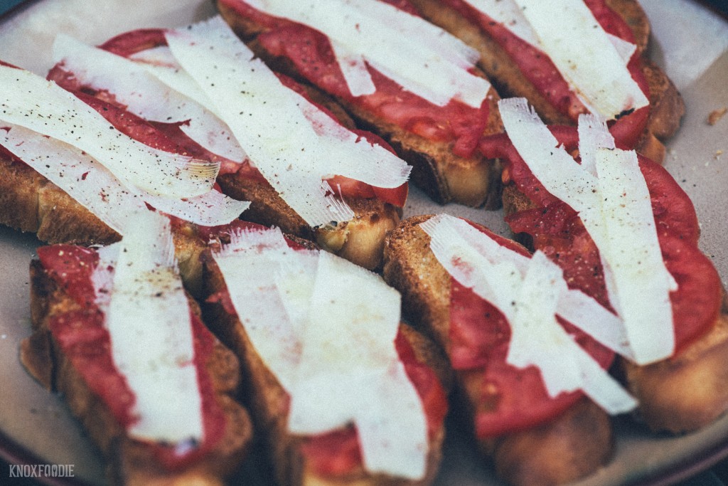 Spanish Tomato Toasts with Manchego