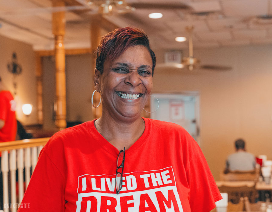 Jackies Dream - Soul Food and Hot Chicken Knoxville